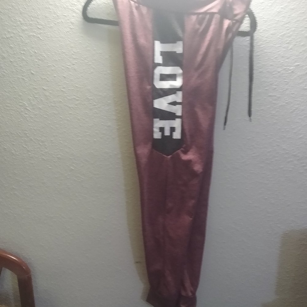 NWT 2 Piece Athletic set - Picture 3 of 8